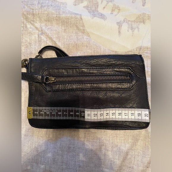 Day & Mood clutch wristlet black in color all leather. - Picture 7 of 9